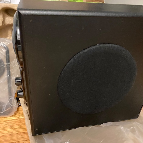 Stereo Sound System - Picture 7 of 7